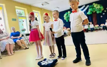 dzieci m&oacute;wią wierszyki