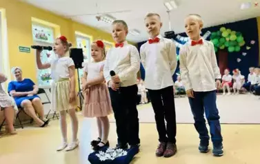 dzieci m&oacute;wią wierszyki