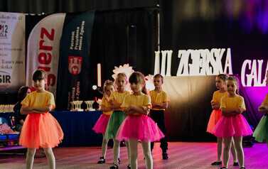 taniec dzieci z grupy 7