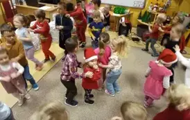 animacje świąteczne z elfami i Mikołajem