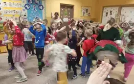 animacje świąteczne z elfami i Mikołajem