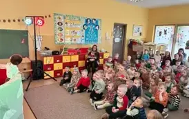 Teatrzyk "Zimowa przygoda ze świętym Mikołajem" 4