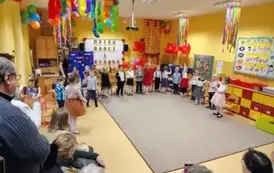 występują dzieci z grupy 4