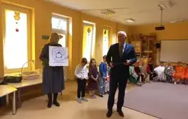 przemawiają przedstawiciele Kuratorium Oświaty w Łodzi