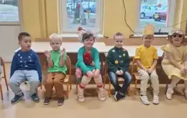 dzieci z grupy 6 w przebraniach