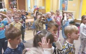 wszystkie dzieci tańczą